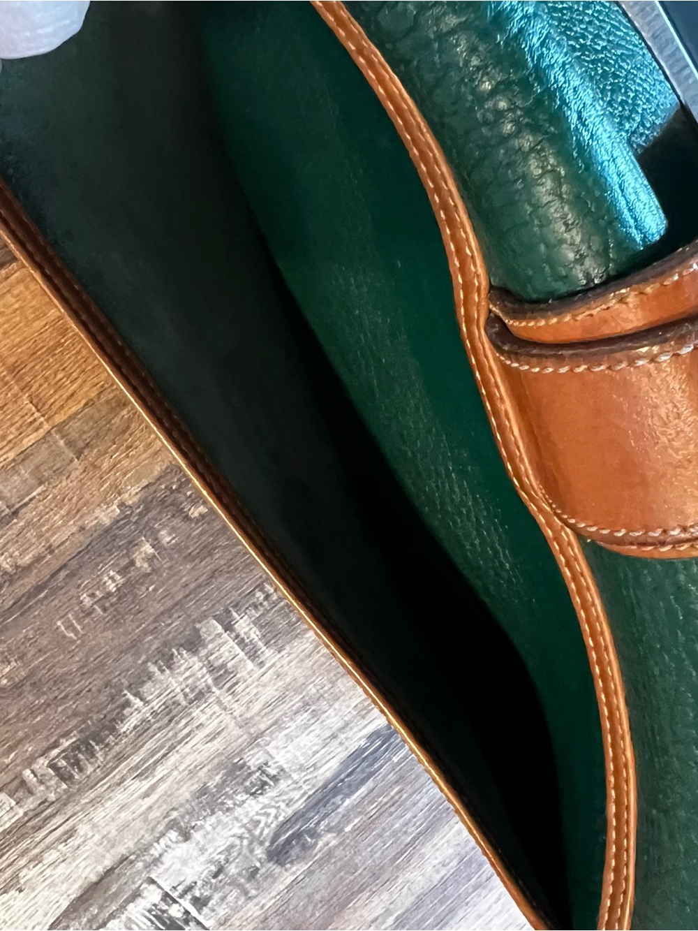 Dooney & Bourke Green All Weather Leather Vintage Crossbody Bag - Picture 10 of 12